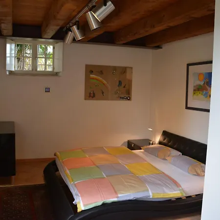 Appartamento Nette In San Bernardo Mit Grossem Garten