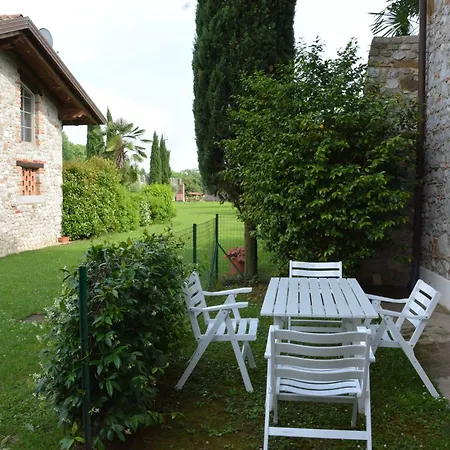 Apartment Nette In San Bernardo Mit Grossem Garten Udine
