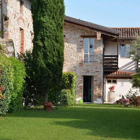 Nette In San Bernardo Mit Grossem Garten Apartamento Údine