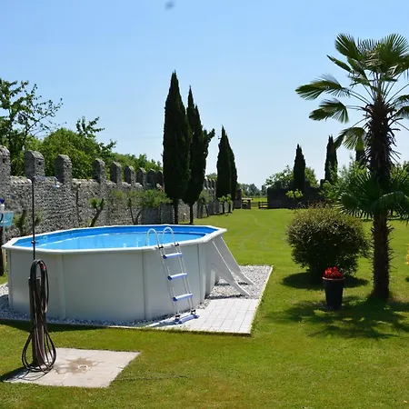 Apartamento Nette In San Bernardo Mit Grossem Garten Údine